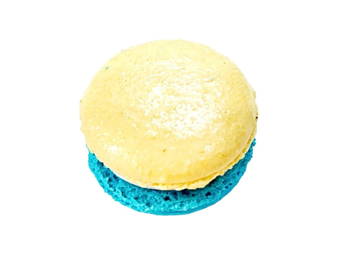 6 Pack Honey Elderflower French Macarons - Image 5